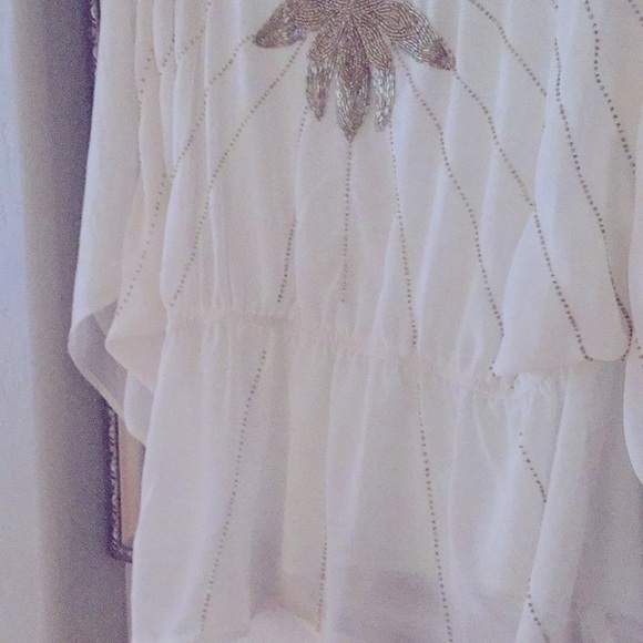 Flowy 🌼 gold bead RARE UNIQ blouse - Picture 7 of 7